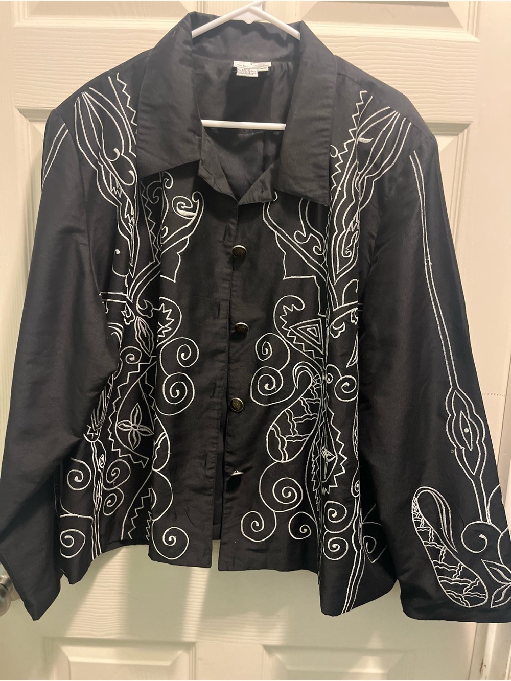 Black Embroidered Button-Front Blazer Jacket 60% Silk